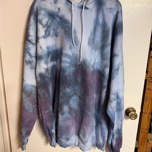 Hanes Blue and Purple Tie-Dye Hoodie